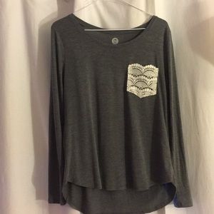 CUTE GRAY SOFT COTTON SHIRT WITH CUTE POCKET✨